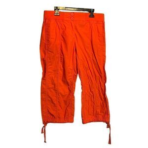 5 for $25🔥New York & Company Orange Double Button Cargo Capri Pants Size 6